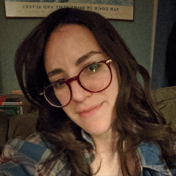 Meet your Posher, Lizzy - Picture 1 of 1